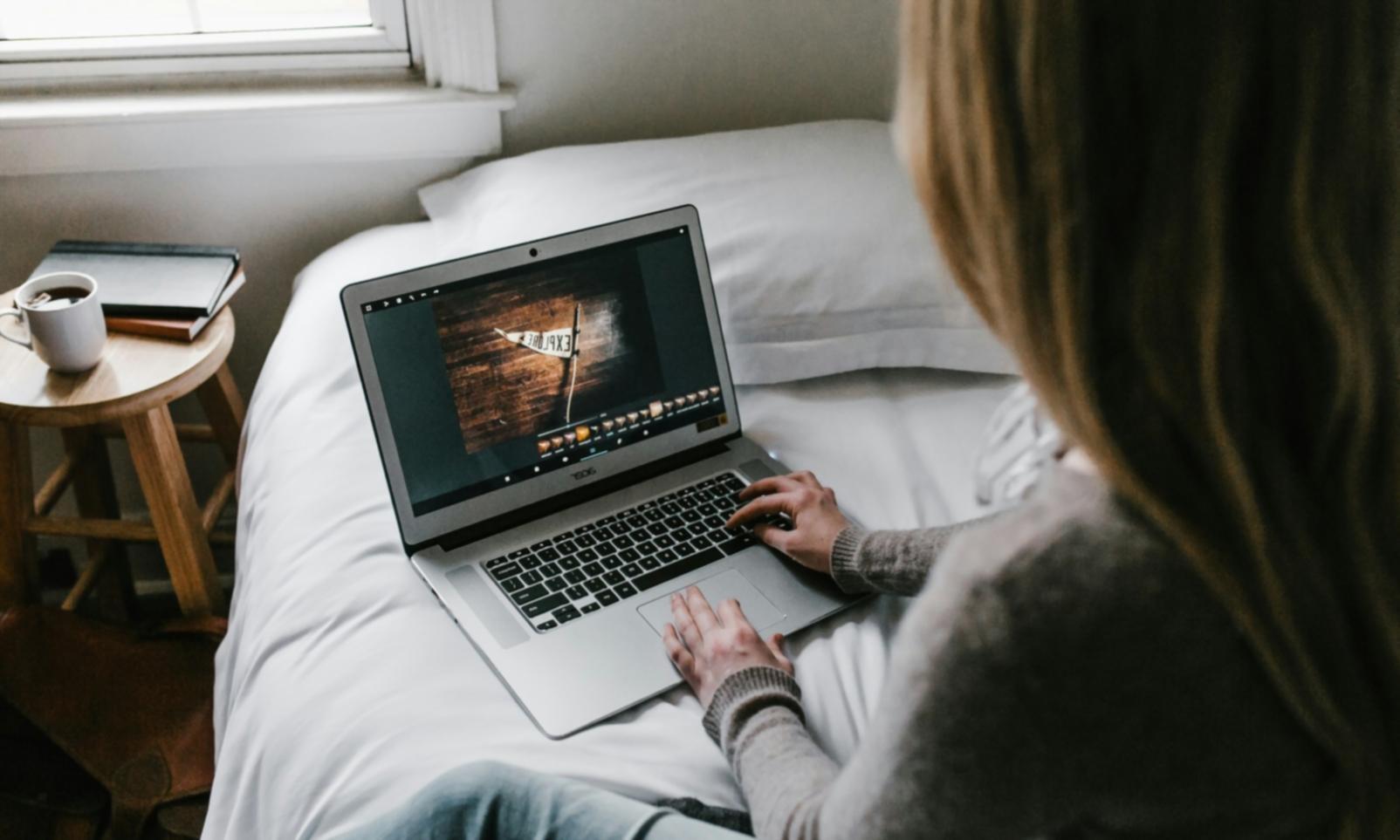 Advanced portfolio optimization analysis on multiple screens